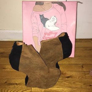 No heel boot! Jeffrey Campbell